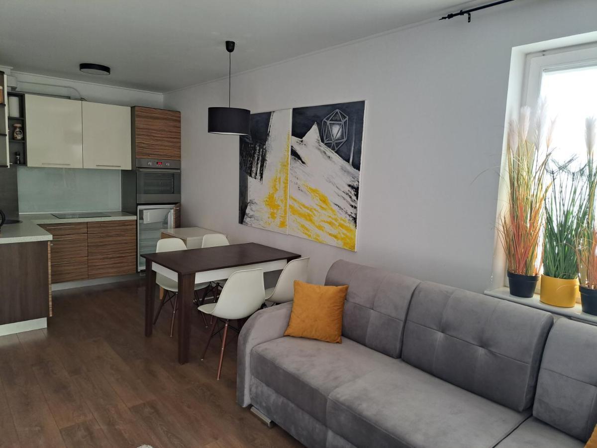 Apartment W Bursztynowych Komnatach Darlowko